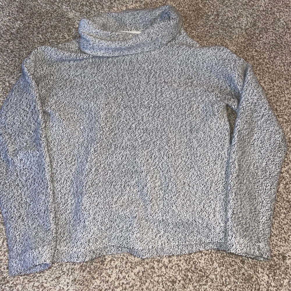 Women’s sweater